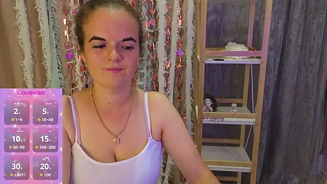 Luisa Rosee online show from September 2025 06:40:01 PM