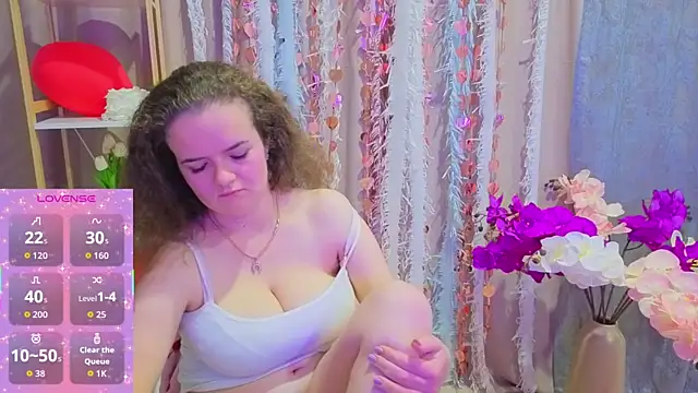 Luisa Rosee online show from February 2026 07:27:02 PM