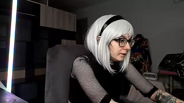 HighelikeGirl online show from October 2025 08:47:01 AM