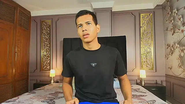 KingStark  online show from December 2025 03:28:02 AM