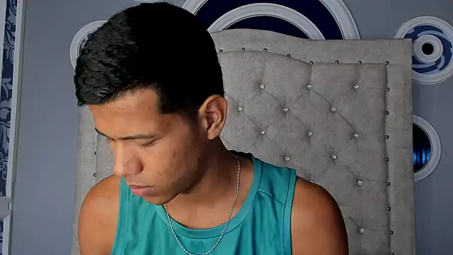 KingStark  online show from October 2025 11:31:01 AM