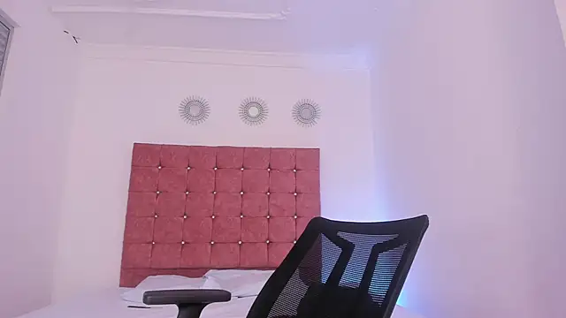 KingStark  online show from October 2025 11:44:02 AM
