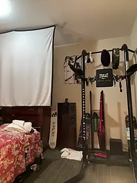 KeYBuMp323 online show from January 2026 03:10:02 AM