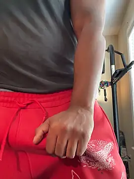 KeYBuMp323 online show from February 2026 03:44:01 PM