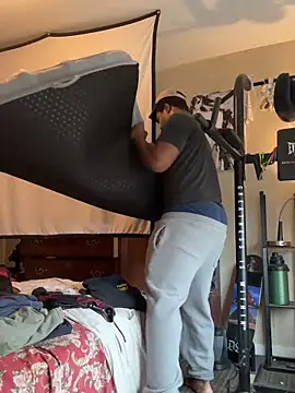 KeYBuMp323 online show from February 2026 03:23:01 PM