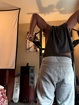 KeYBuMp323 online show from January 2026 03:49:01 PM