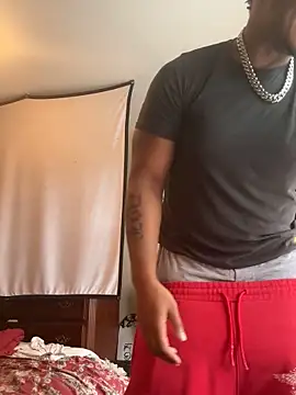 KeYBuMp323 online show from February 2026 04:25:01 PM