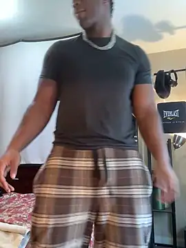 KeYBuMp323 online show from February 2026 05:23:02 PM