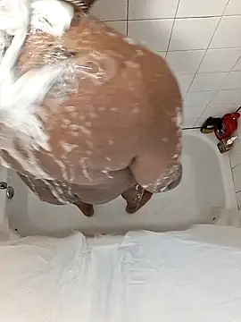 KeYBuMp323 online show from December 2025 11:22:01 PM