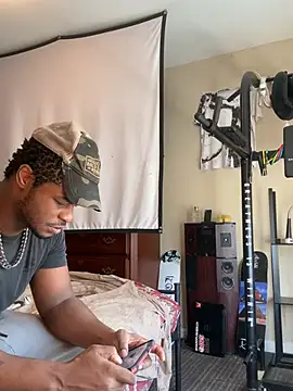 KeYBuMp323 online show from March 2026 04:32:02 PM