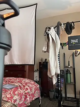 KeYBuMp323 online show from February 2026 03:45:01 PM