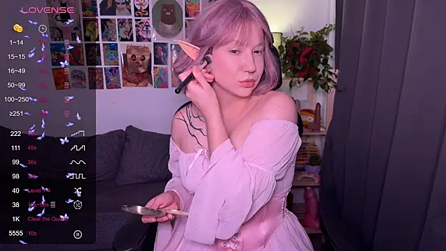 jooycetreier online show from September 2025 07:59:01 AM