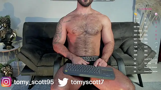 Snapshot of tomy_scott chatting on February 2026 12:18:01 AM tomy scott online show from February 2026 12:18:01 AM