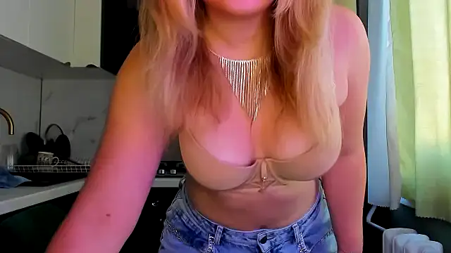 SunshineEmma online show from October 2025 02:20:02 PM