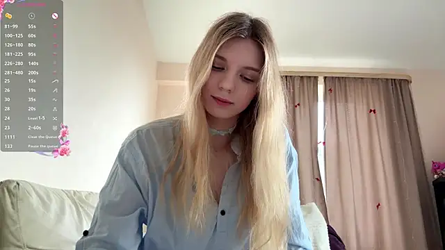 FruityXo online show from June 2026 10:59:02 AM