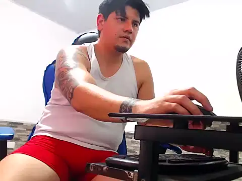 Snapshot of mister_cum1999 chatting on August 2026 09:20:02 PM mister cum1999 online show from August 2026 09:20:02 PM