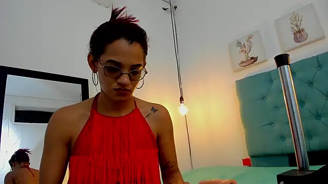 cris dulce online show from December 2025 07:59:02 PM