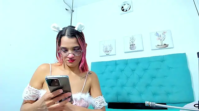 cris dulce online show from October 2025 07:43:01 PM