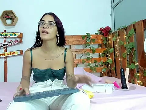 cris dulce online show from February 2026 10:54:02 PM