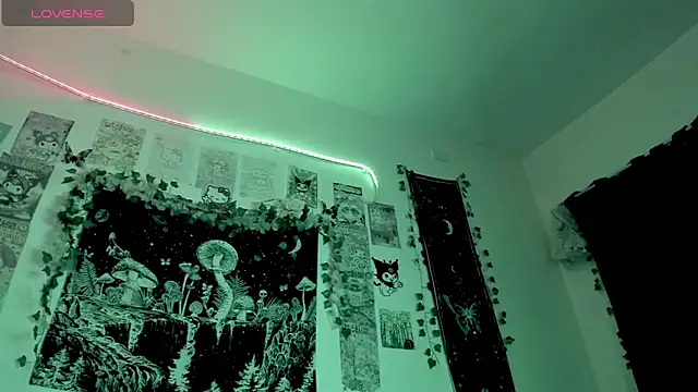 GothKitten666 online show from February 2026 01:05:02 AM