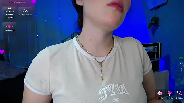 Lulugh  online show from November 2025 07:18:01 PM