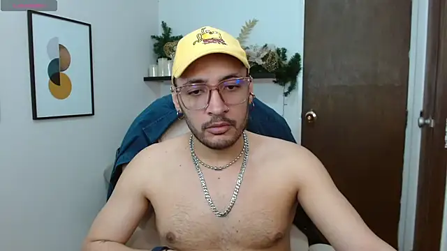   Damian    online show from December 2025 01:21:02 AM