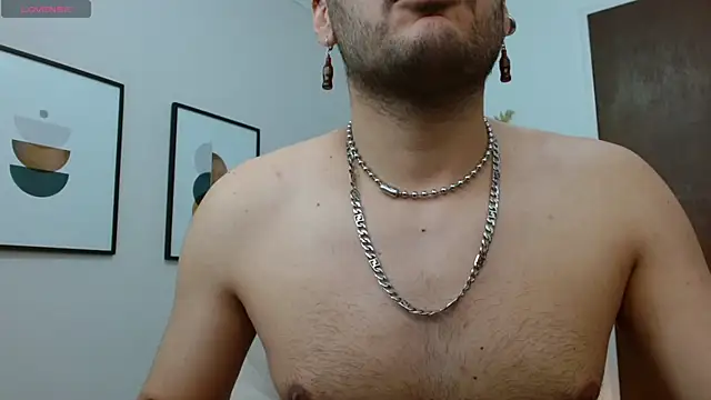   Damian    online show from November 2025 12:33:02 AM