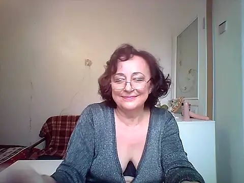 Julia54391 online show from October 2025 08:26:01 AM