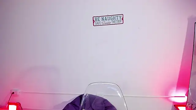 BellaRoux1 online show from November 2025 12:17:02 PM