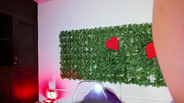 BellaRoux1 online show from February 2026 12:24:02 PM