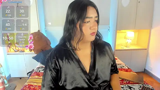 LilyWhitney online show from September 2025 10:49:01 PM