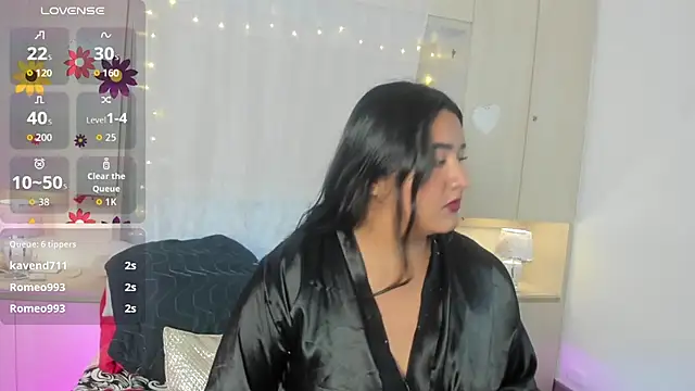 LilyWhitney online show from October 2025 04:09:01 AM