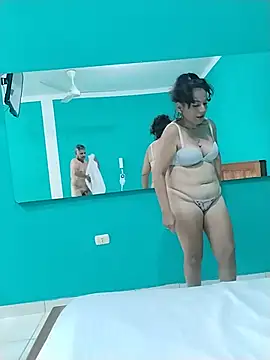 chocoluze online show from June 2026 08:36:02 PM
