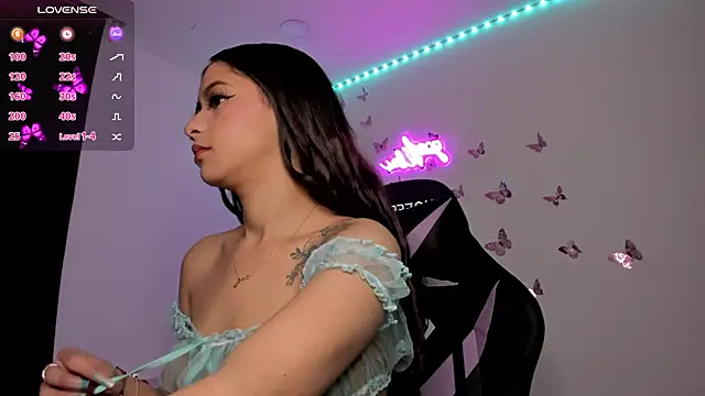 tiffany sofia 1 online show from November 2025 09:42:02 PM