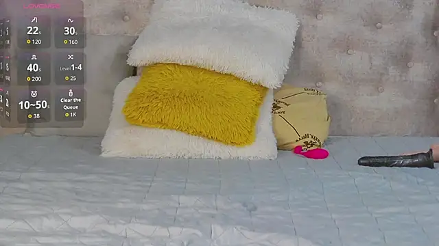 Leah Brooks online show from November 2025 05:08:01 AM