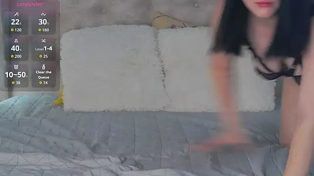 Leah Brooks online show from December 2025 05:12:02 AM