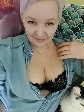 ForgeMeNot51 online show from February 2026 05:41:02 AM