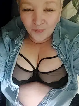 ForgeMeNot51 online show from March 2026 04:33:02 PM