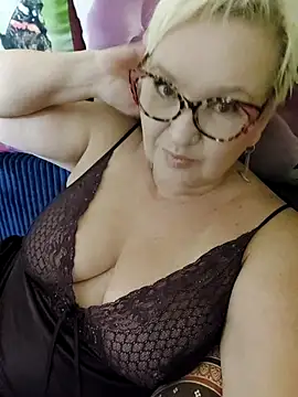 ForgeMeNot51 online show from November 2025 05:57:02 AM