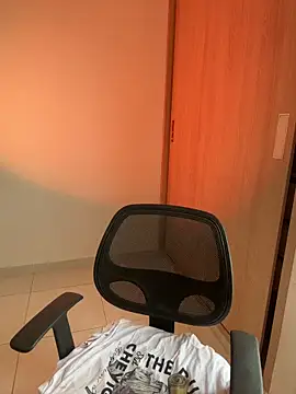 LauraCatalina online show from November 2025 11:54:01 AM