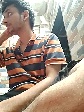 Snapshot of yung_cplz chatting on November 2025 02:17:01 PM yung cplz online show from November 2025 02:17:01 PM