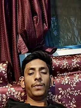 Snapshot of yung_cplz chatting on February 2026 01:22:02 PM yung cplz online show from February 2026 01:22:02 PM