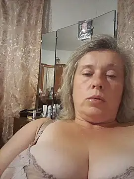 Snapshot of Catherine372311 chatting on September 2025 07:20:02 PM Catherine372311 online show from September 2025 07:20:02 PM