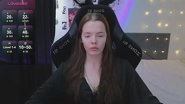 Luna Navy online show from March 2026 07:15:01 AM