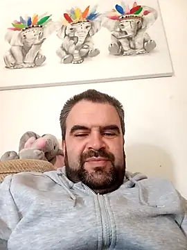 HairypapaK online show from April 2026 12:12:01 PM