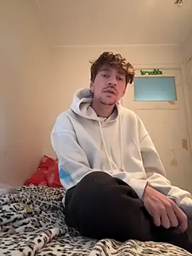 hottest23 online show from November 2025 01:12:02 PM