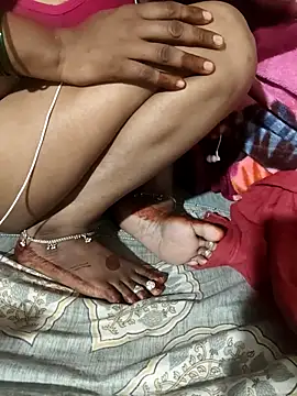 POOJACOUPLE online show from December 2025 08:08:02 PM