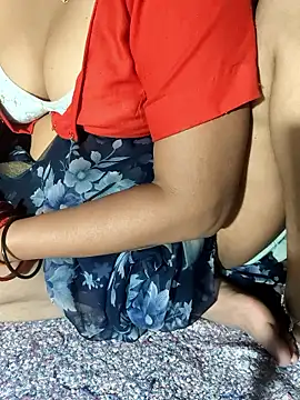 POOJACOUPLE online show from June 2026 09:26:02 PM