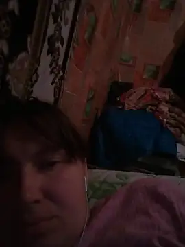 Snapshot of Romashka33011 chatting on November 2025 04:45:01 PM Romashka33011 online show from November 2025 04:45:01 PM