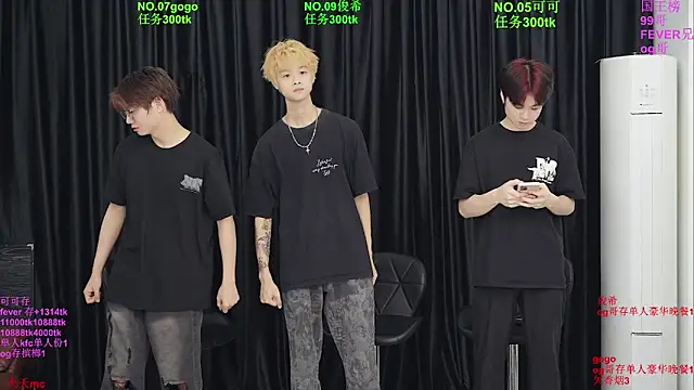 Beautifulboys-777 online show from May 2026 11:39:01 AM